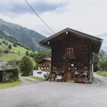 In Fusch Near Grossglockner Road Appartamento Fusch an der Grossglocknerstrasse